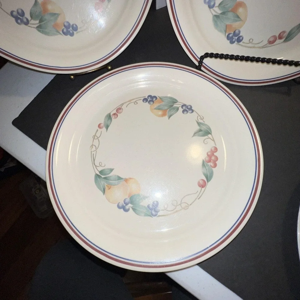 Corelle‎ Corning Ware Set of Seven 7 ABUNDANCE Fruit Design Luncheon Plates